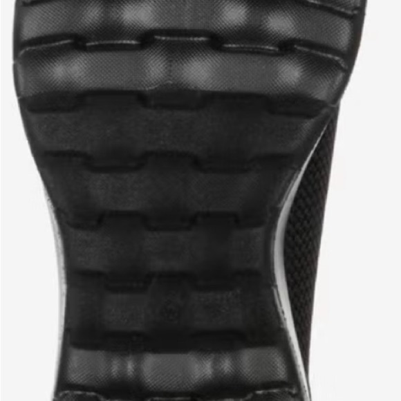 SZ 9 Skechers Women's Black Slip-On Sneakers - Picture 3 of 9